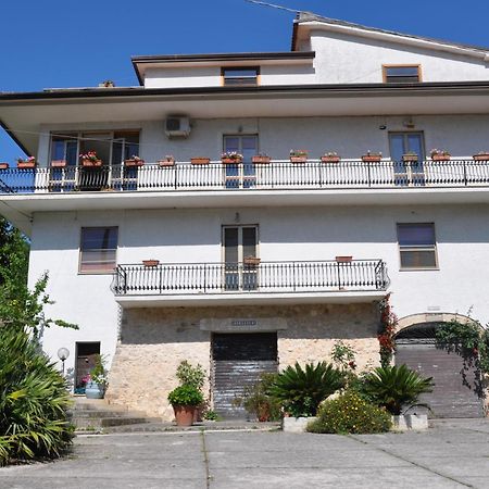 B&B La Palombara Giuliano di Roma Esterno foto